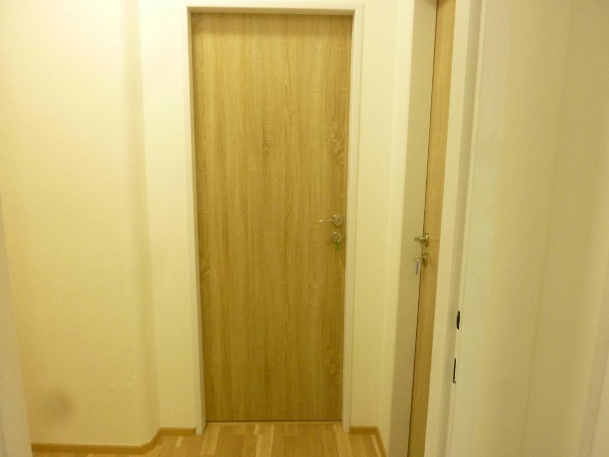 Apartman Van Ng Praga Exterior foto